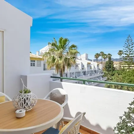 Sea View At Wyndhams Complex Apartment Malaga