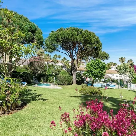Sea View At Wyndhams Complex Apartment Malaga